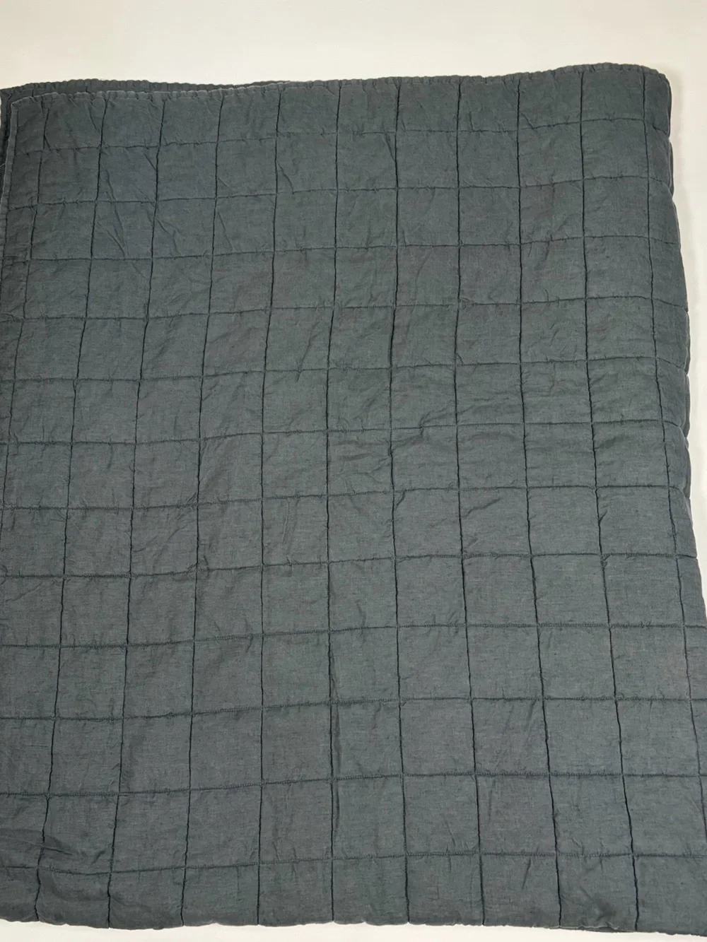 Quince European Linen Box Quilt Charcoal Full/Queen